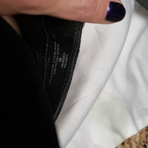 Shoes - Picture 2 of 3